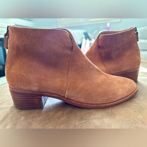 Soludos tan suede booties size 8